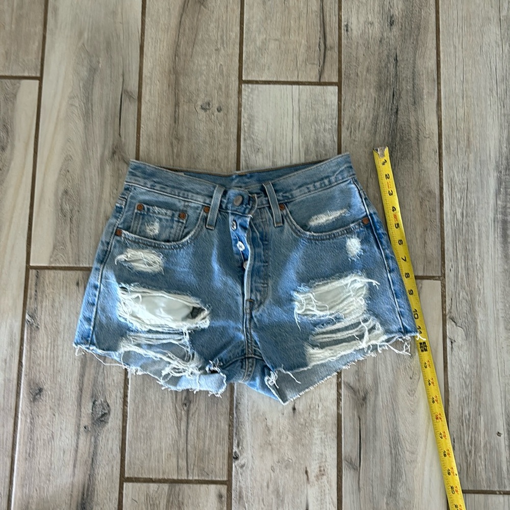 Levi shorts